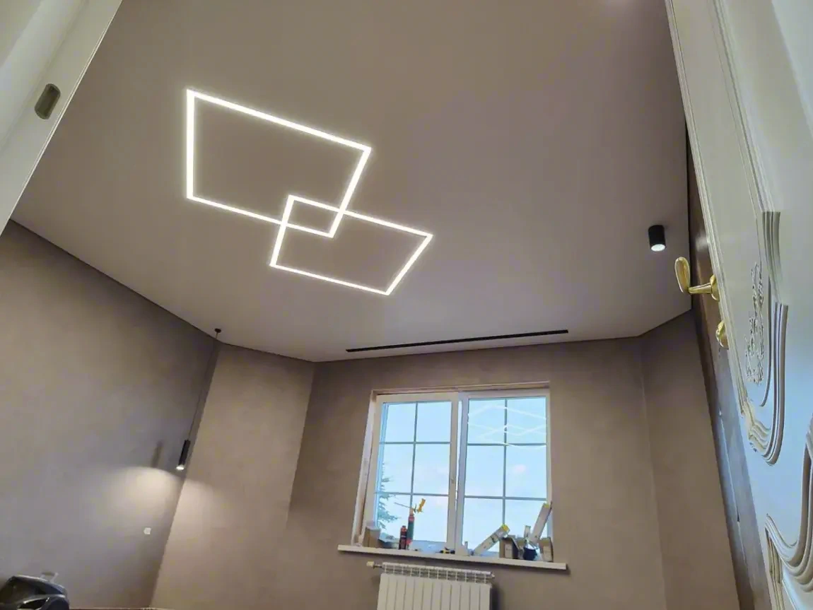 Карнизная ниша в натяжном потолке — результат работы