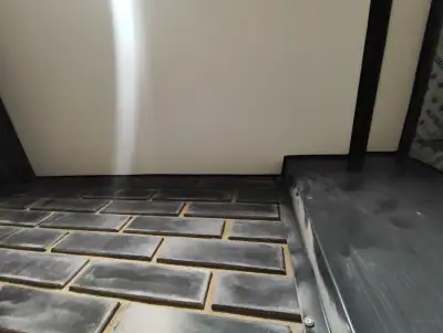 Скрытый карниз для натяжного потолка — пример работы 3