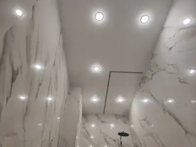 Скрытый карниз для натяжного потолка — пример работы 4