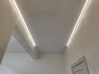 Глянцевый натяжной потолок — пример работы 5