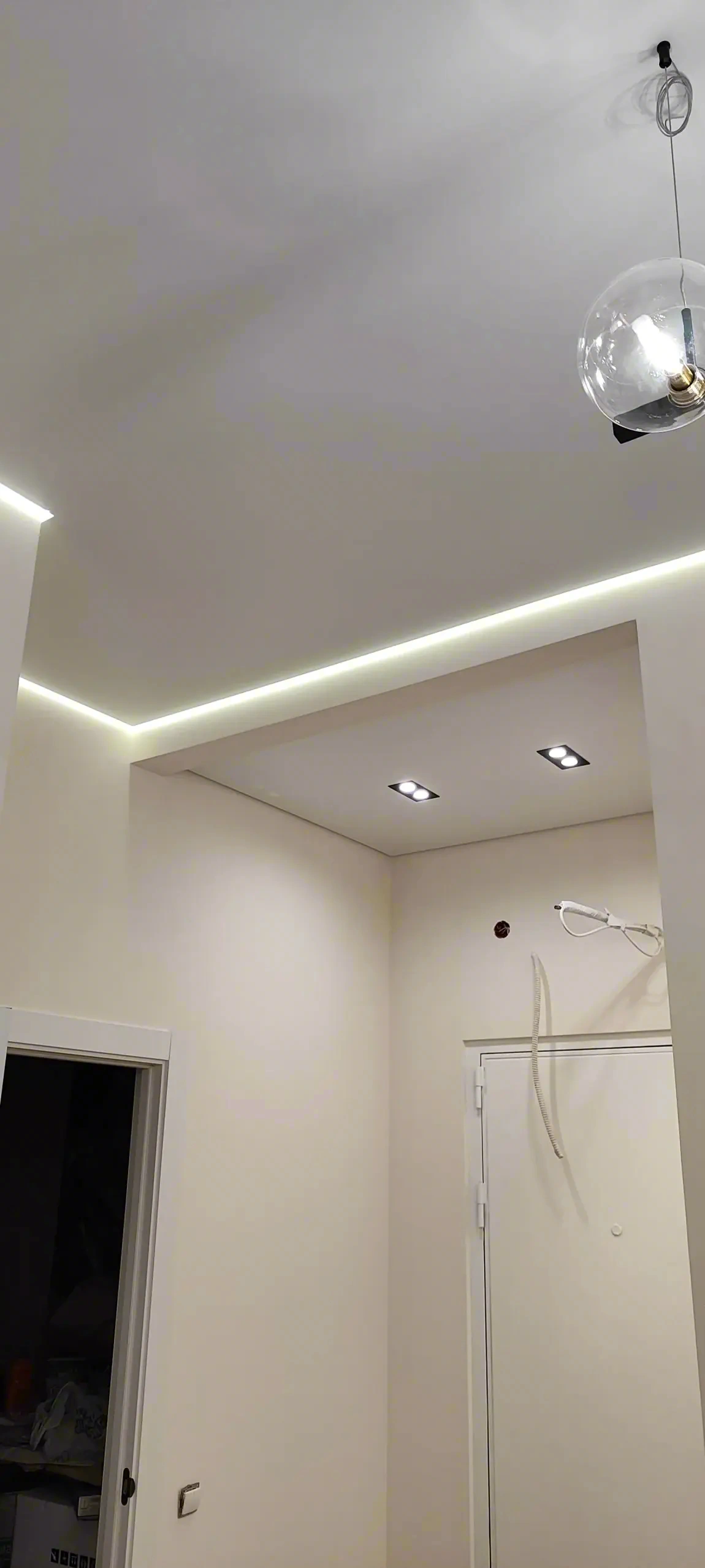 Натяжной потолок с парящим эффектом — Иркутск