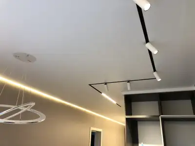 Сатиновый натяжной потолок