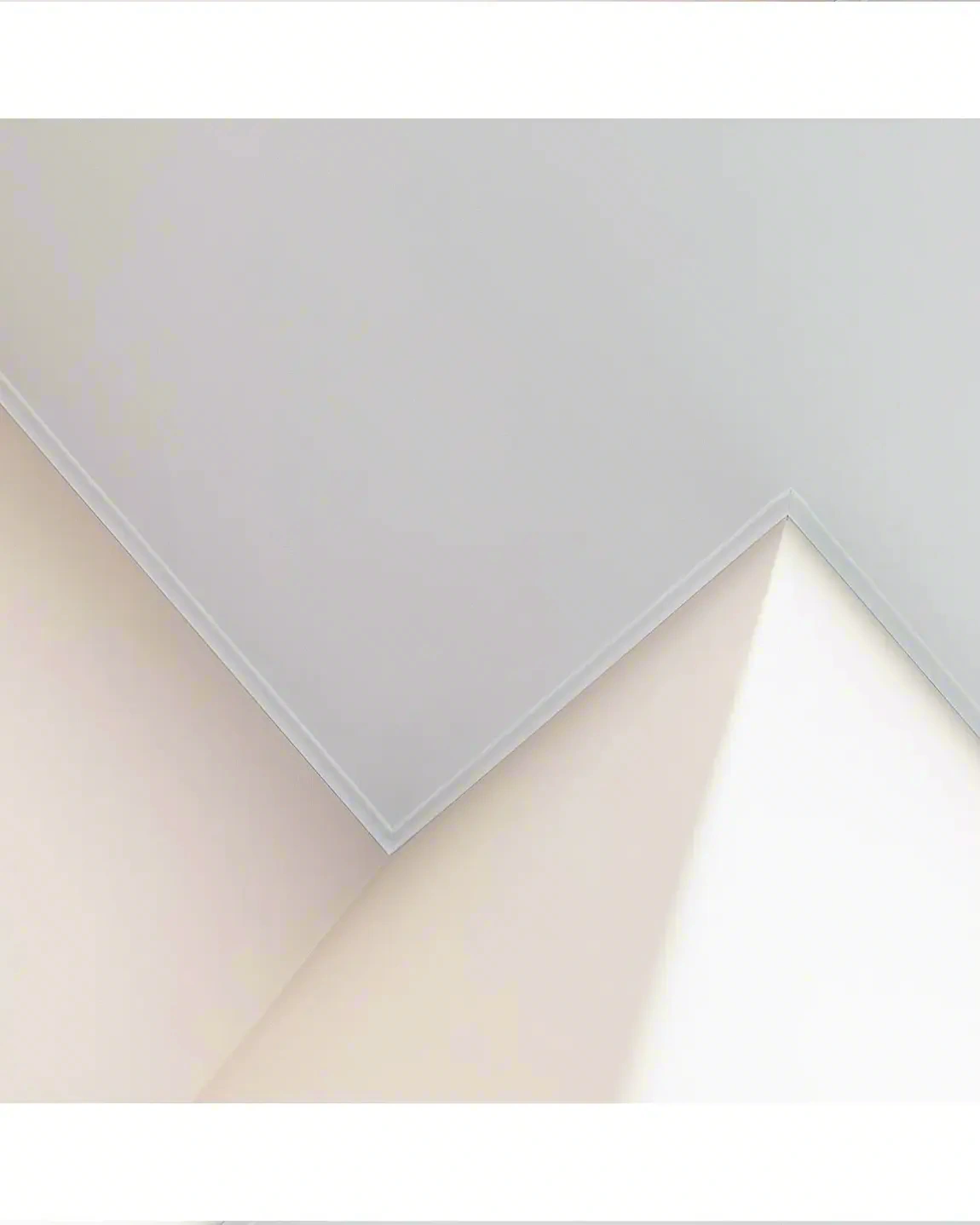 Контрастная вставка в натяжном потолке — Иркутск