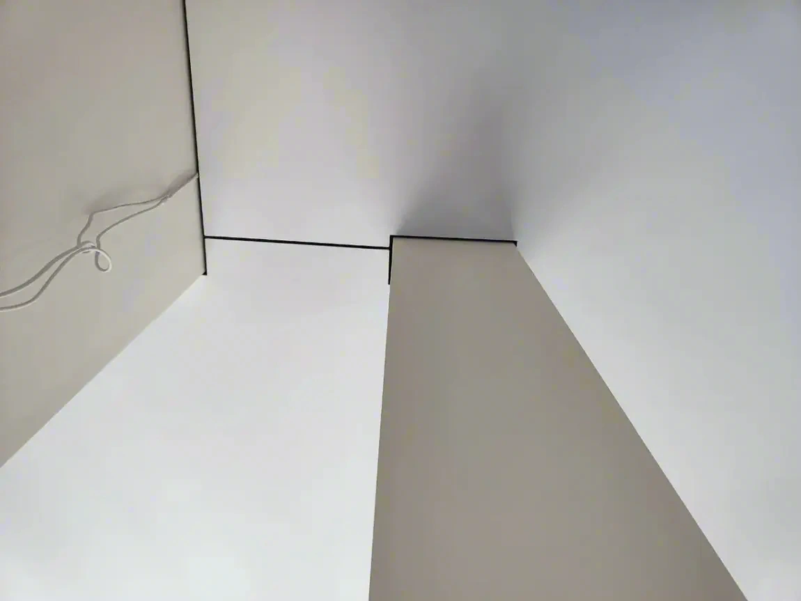 Теневой натяжной потолок в Иркутске — работа №22