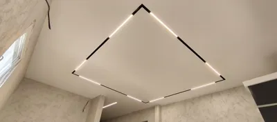 Трековое освещение на натяжном потолке — пример работы 9