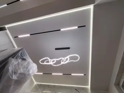 Натяжной потолок на кухне — пример 12