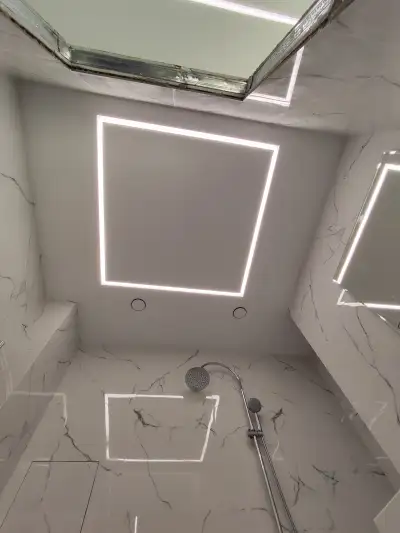 Натяжной потолок в ванной — пример 10