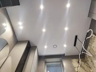 Натяжной потолок в ванной — пример 16